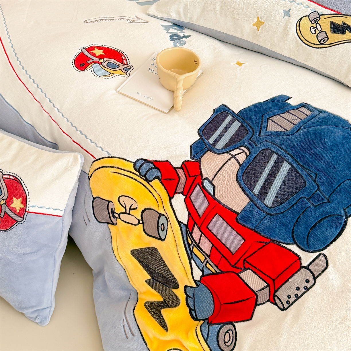 91家纺网 家纺一手货源 找家纺 （总）2025冬季新品MBT工艺款加厚230g高克重牛奶绒绣花四件套-滑板金刚 会员减20元【控价：券后298/328起】