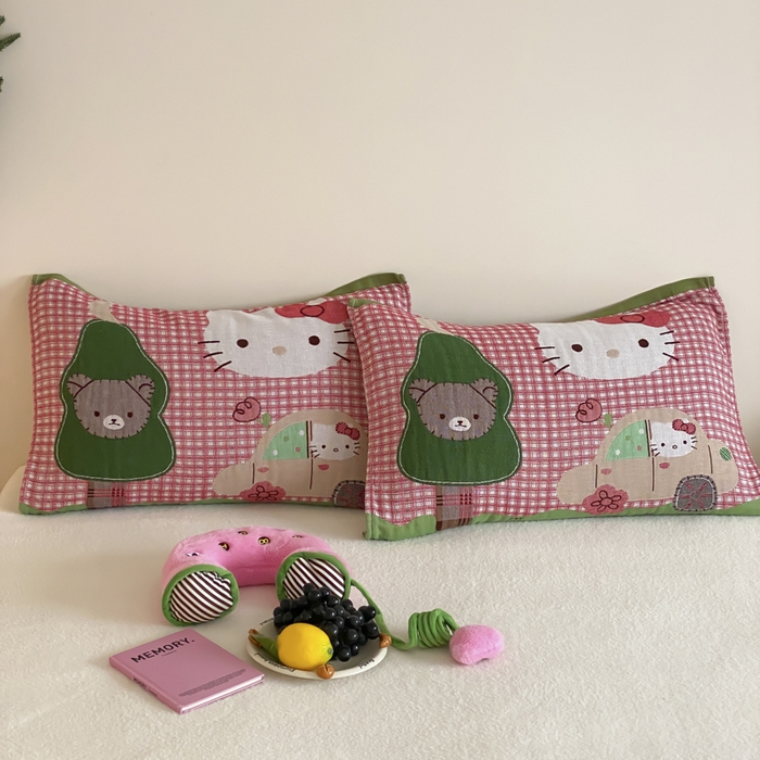 91家纺网 家纺一手货源 找家纺 麻依 2025新款治愈风全棉纯棉四层纱布枕巾 KT时光