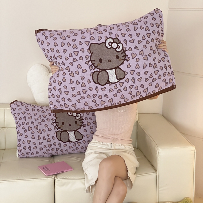 91家纺网 家纺一手货源 找家纺 麻依 2025新款治愈风全棉纯棉四层纱布枕巾 满心KT