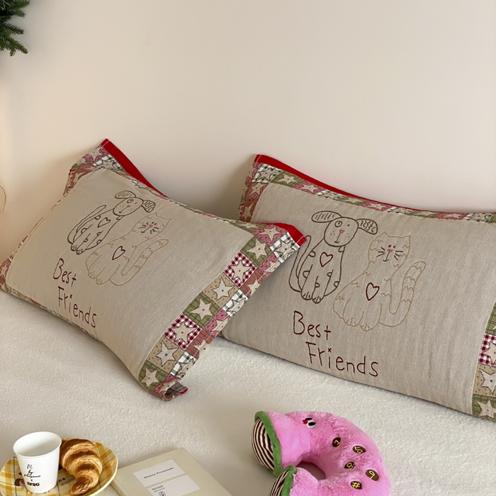 91家纺网 家纺一手货源 找家纺 麻依 2025新款治愈风全棉纯棉四层纱布枕巾 贴布猫