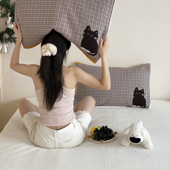 91家纺网 家纺一手货源 找家纺 麻依 2025新款治愈风全棉纯棉四层纱布枕巾 可可小猫