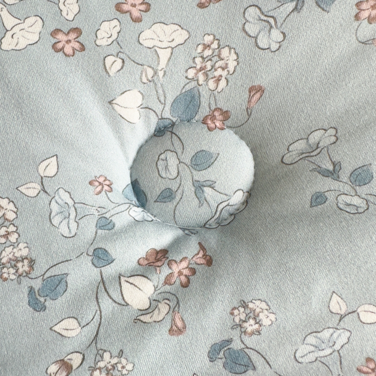 91家纺网 家纺一手货源 找家纺 睡美美家纺 2025新款秋冬亲肤柔软豆豆绒花边款冬被被芯 朝花夕拾