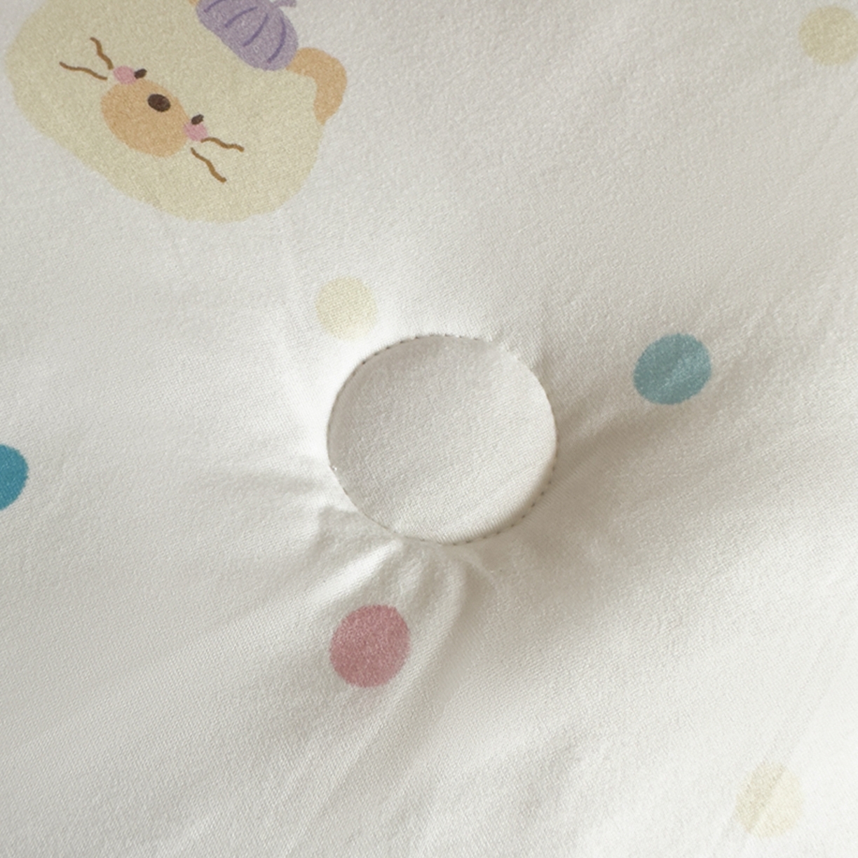 91家纺网 家纺一手货源 找家纺 睡美美家纺 2025新款秋冬亲肤柔软豆豆绒花边款冬被被芯 可爱熊