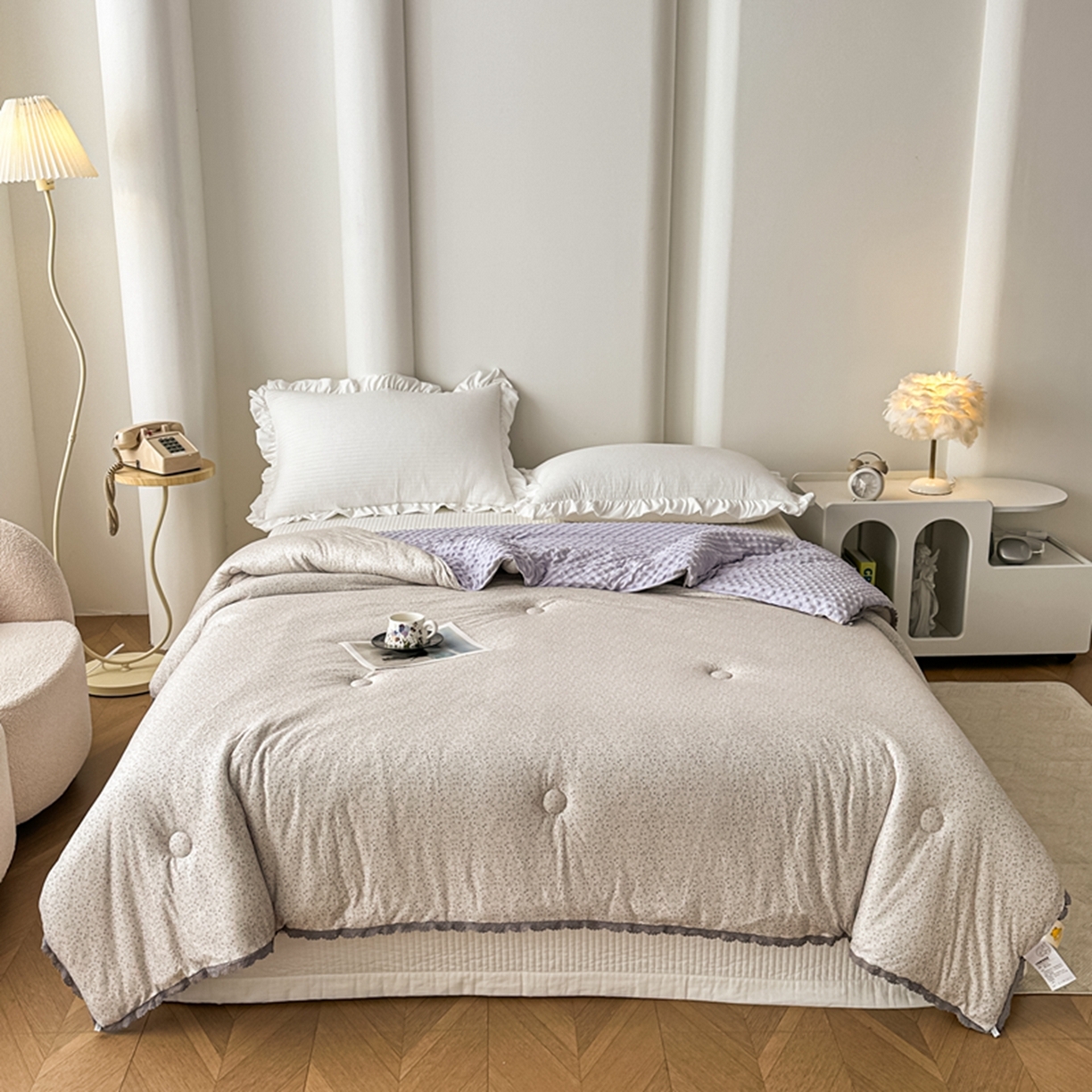 91家纺网 家纺一手货源 找家纺 睡美美家纺 2025新款秋冬亲肤柔软豆豆绒花边款冬被被芯 紫色庄园