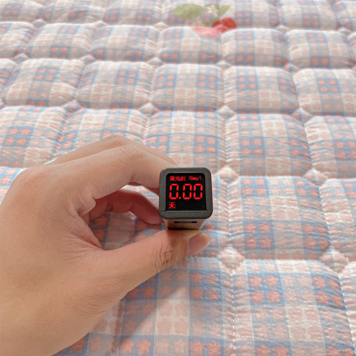 91家纺网 家纺一手货源 找家纺 九亭家纺 2025新款A类皱皱纱印花防水夹棉床笠 防水款-莓格甜梦