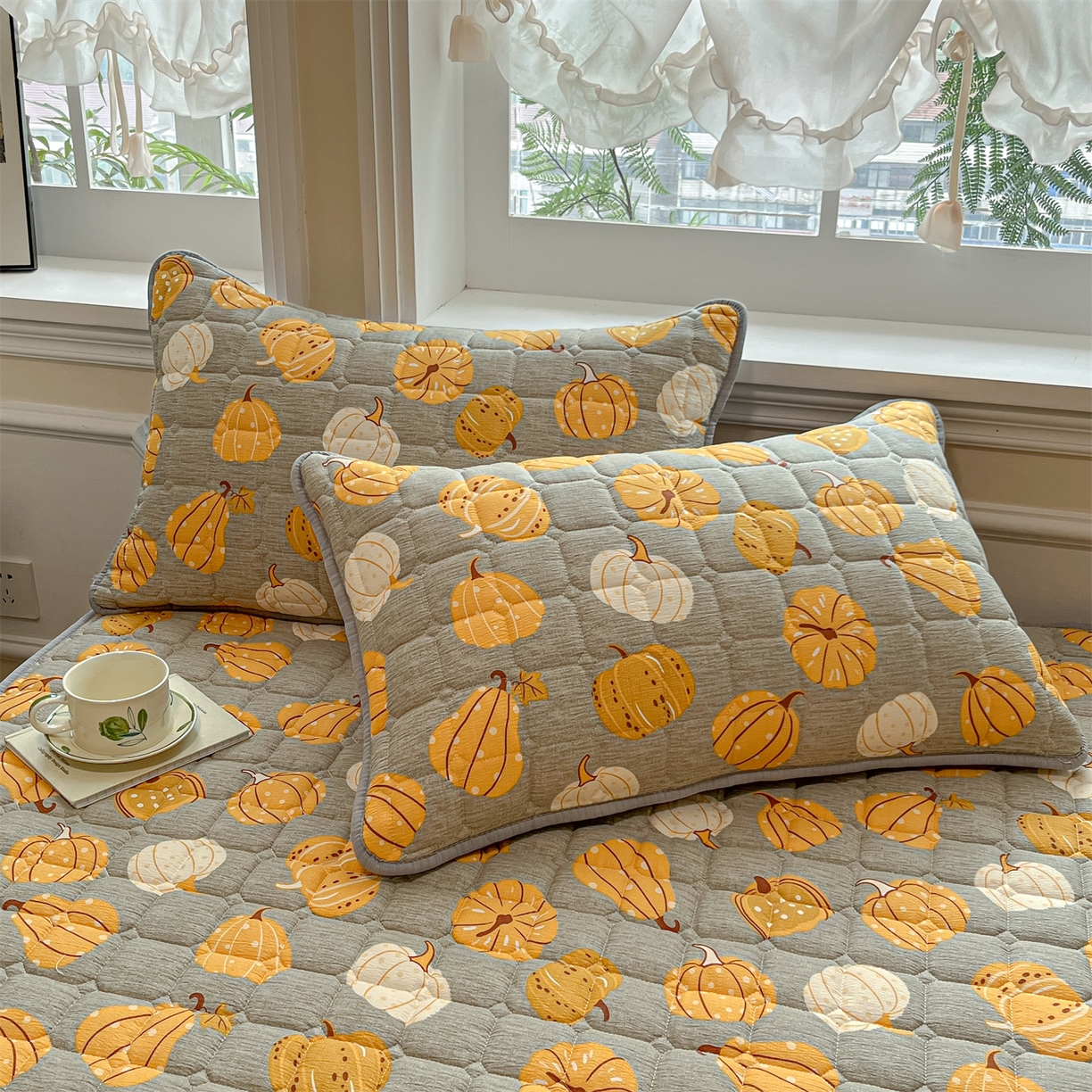 91家纺网 家纺一手货源 找家纺 九亭家纺 2025新款A类皱皱纱印花防水夹棉床笠 防水款-南瓜绮梦