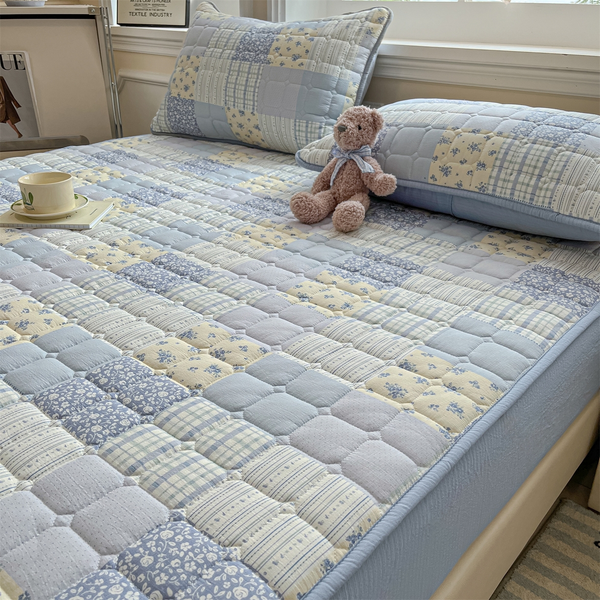 91家纺网 家纺一手货源 找家纺 九亭家纺 2025新款A类皱皱纱印花防水夹棉床笠 防水款-拼色漫眠