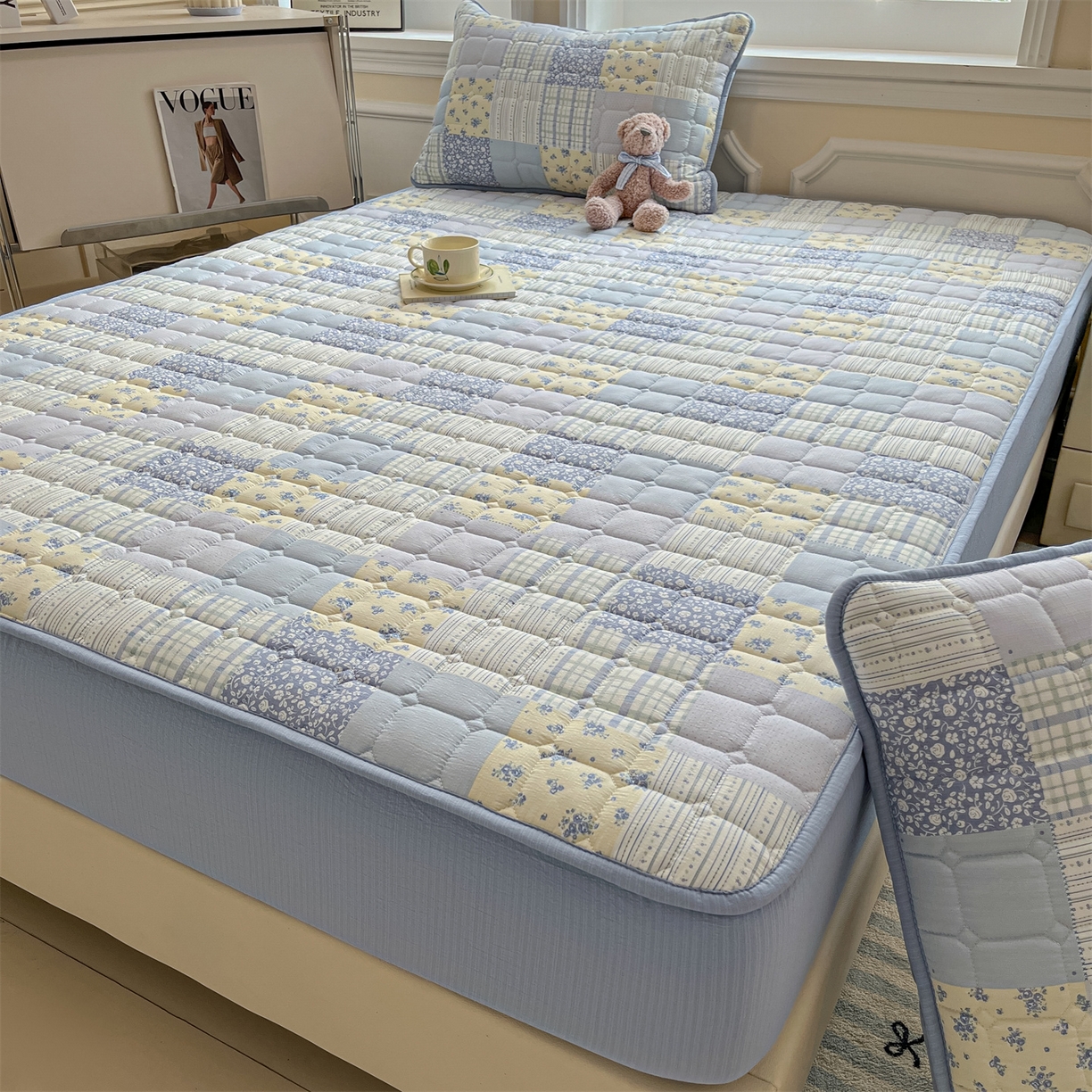 91家纺网 家纺一手货源 找家纺 九亭家纺 2025新款A类皱皱纱印花防水夹棉床笠 防水款-拼色漫眠