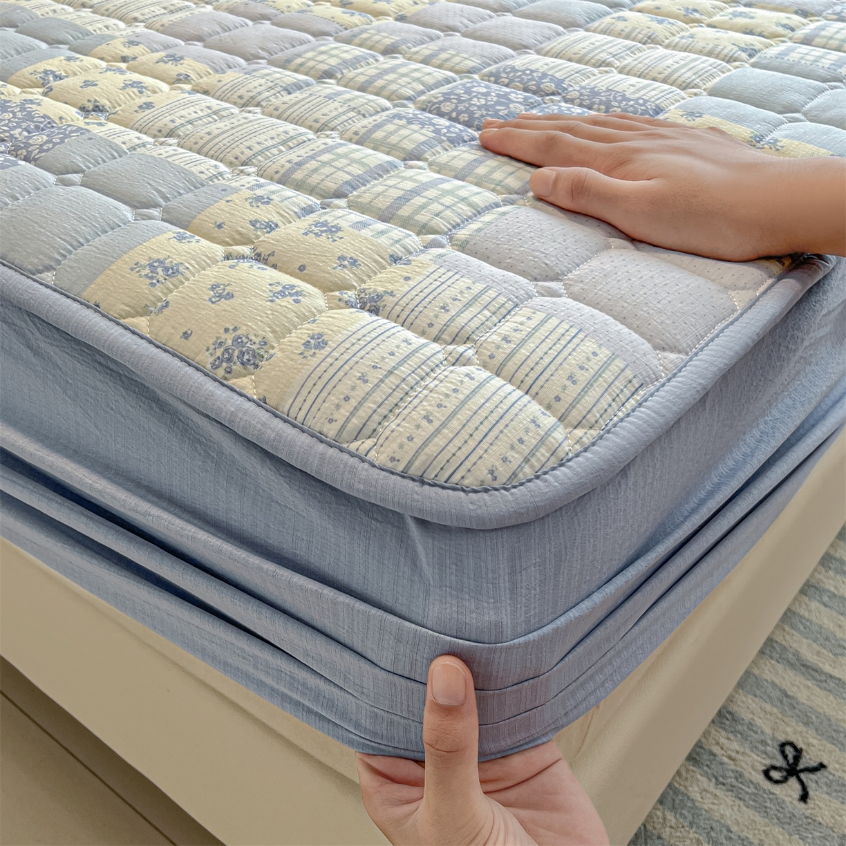 91家纺网 家纺一手货源 找家纺 九亭家纺 2025新款A类皱皱纱印花防水夹棉床笠 防水款-拼色漫眠