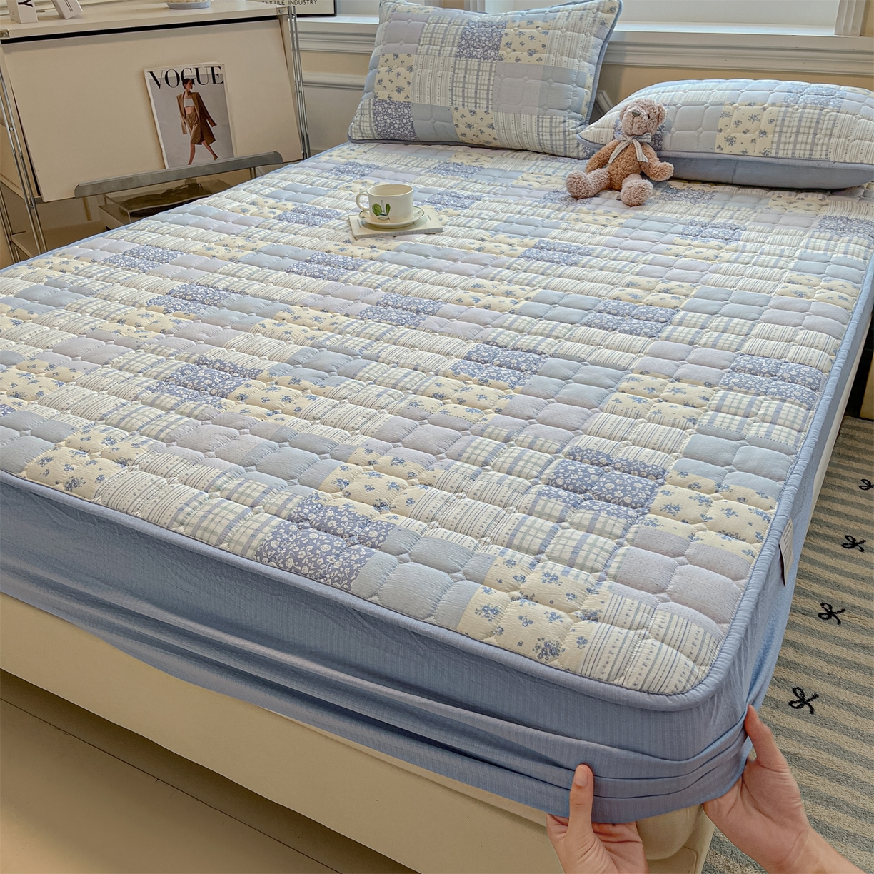 91家纺网 家纺一手货源 找家纺 九亭家纺 2025新款A类皱皱纱印花防水夹棉床笠 防水款-拼色漫眠