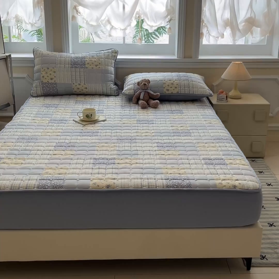 91家纺网 家纺一手货源 找家纺 九亭家纺 2025新款A类皱皱纱印花防水夹棉床笠 防水款-拼色漫眠