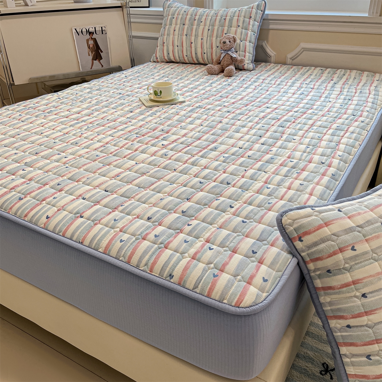 91家纺网 家纺一手货源 找家纺 九亭家纺 2025新款A类皱皱纱印花防水夹棉床笠 防水款-心纹雅眠