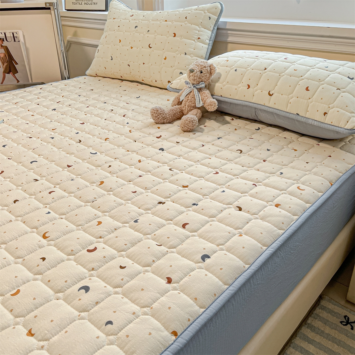 91家纺网 家纺一手货源 找家纺 九亭家纺 2025新款A类皱皱纱印花防水夹棉床笠 防水款-星眠之榻