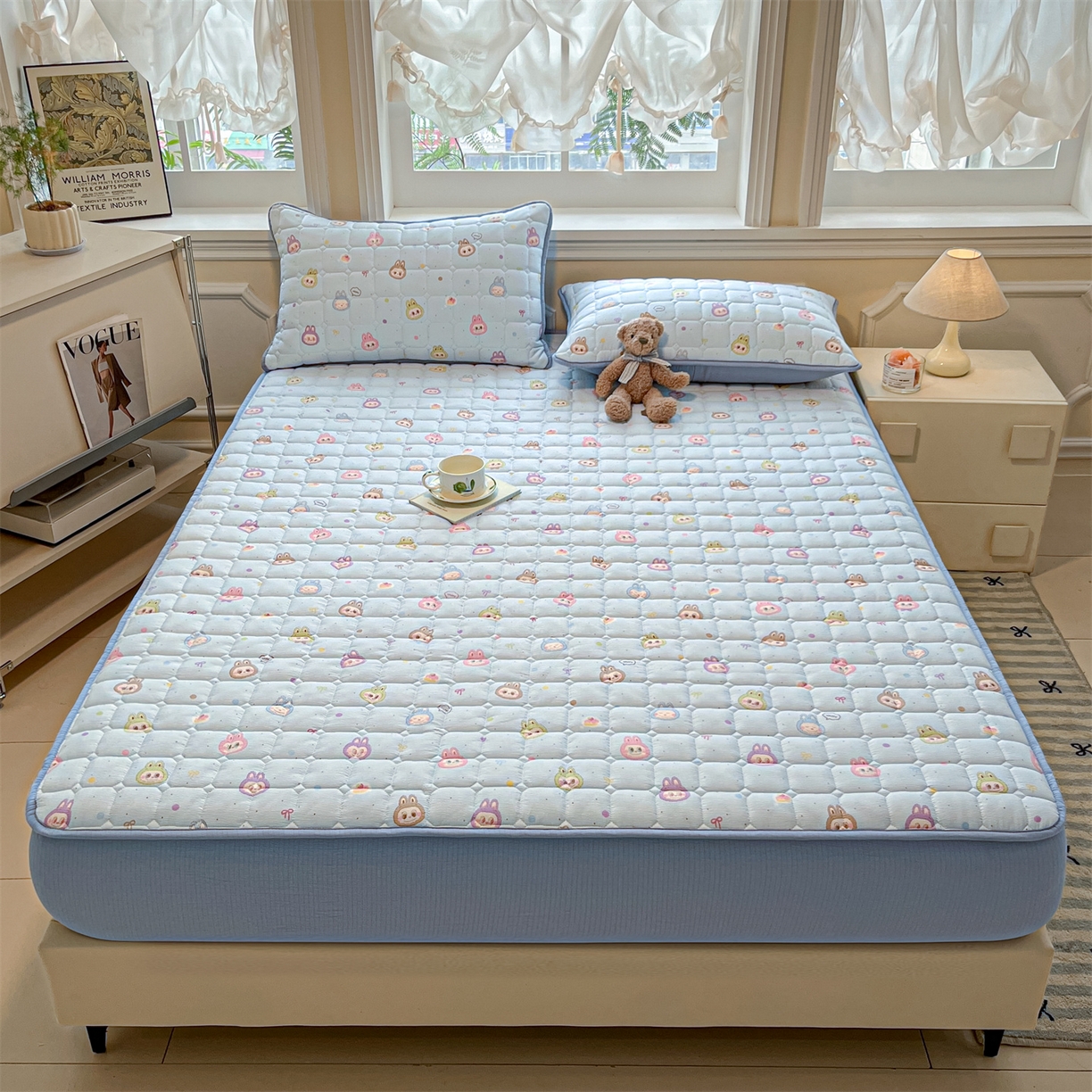 91家纺网 家纺一手货源 找家纺 九亭家纺 2025新款A类皱皱纱印花防水夹棉床笠 普通款-幻彩梦域