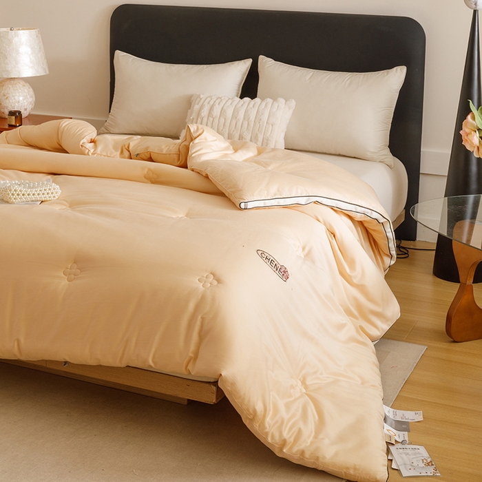 91家纺网 家纺一手货源 找家纺 （总）米洛贝伊 2025新款艾绒暖芯被大豆被被子被芯冬被