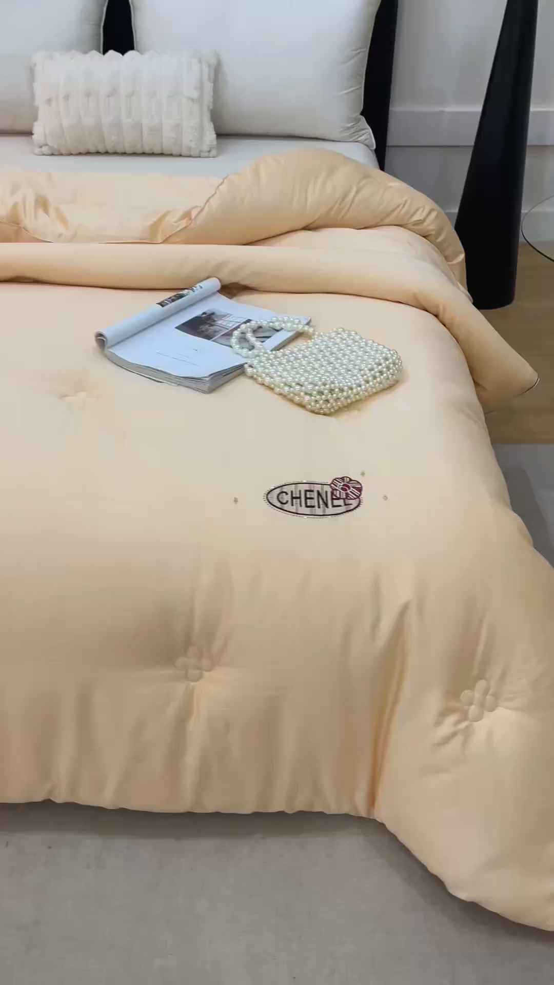 91家纺网 家纺一手货源 找家纺 米洛贝伊 2025新款艾绒暖芯被大豆被被子被芯冬被 花庭玉