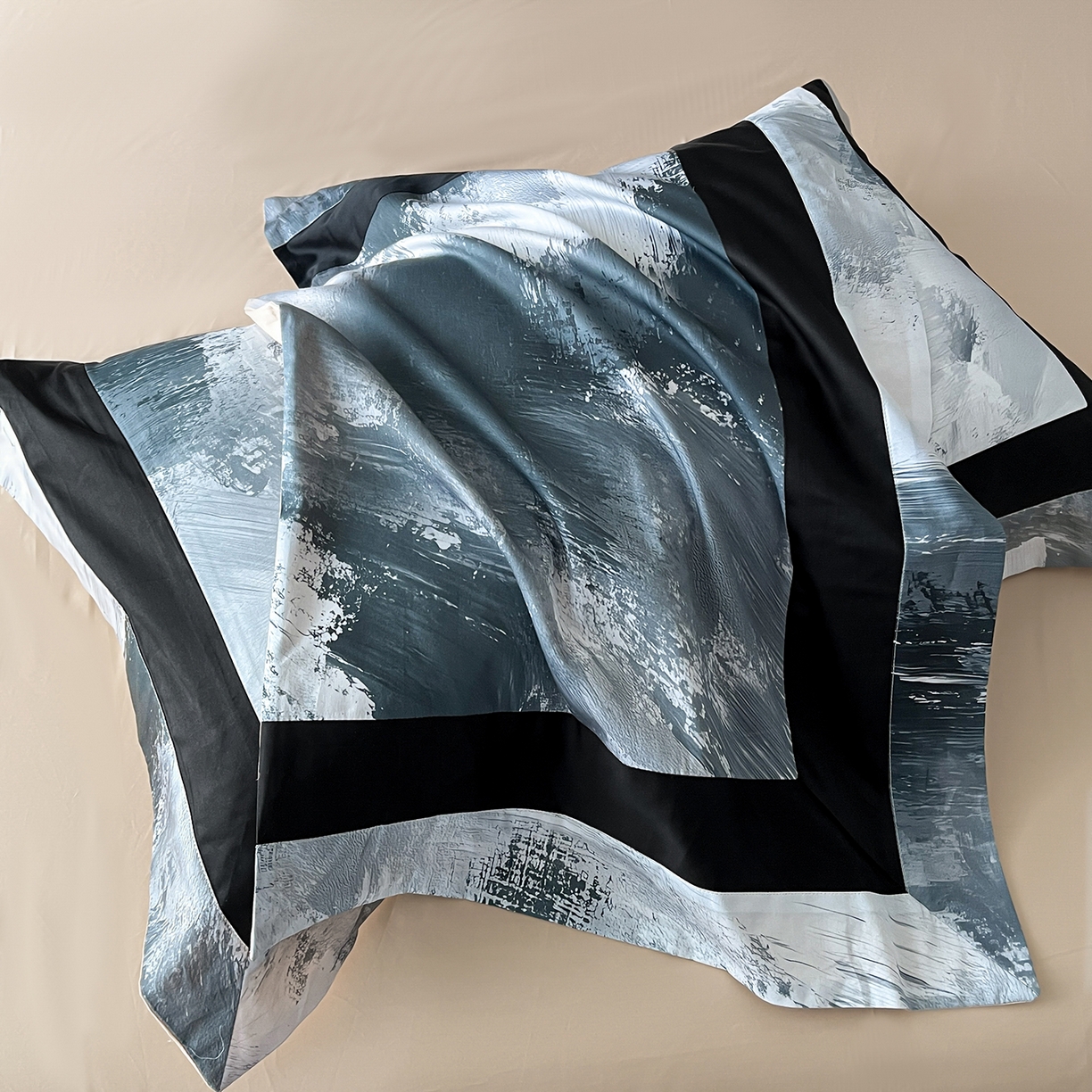 91家纺网 家纺一手货源 找家纺 置顶家纺 2025新款渲染亲肤系列数码印花四件套 渲染-香槟