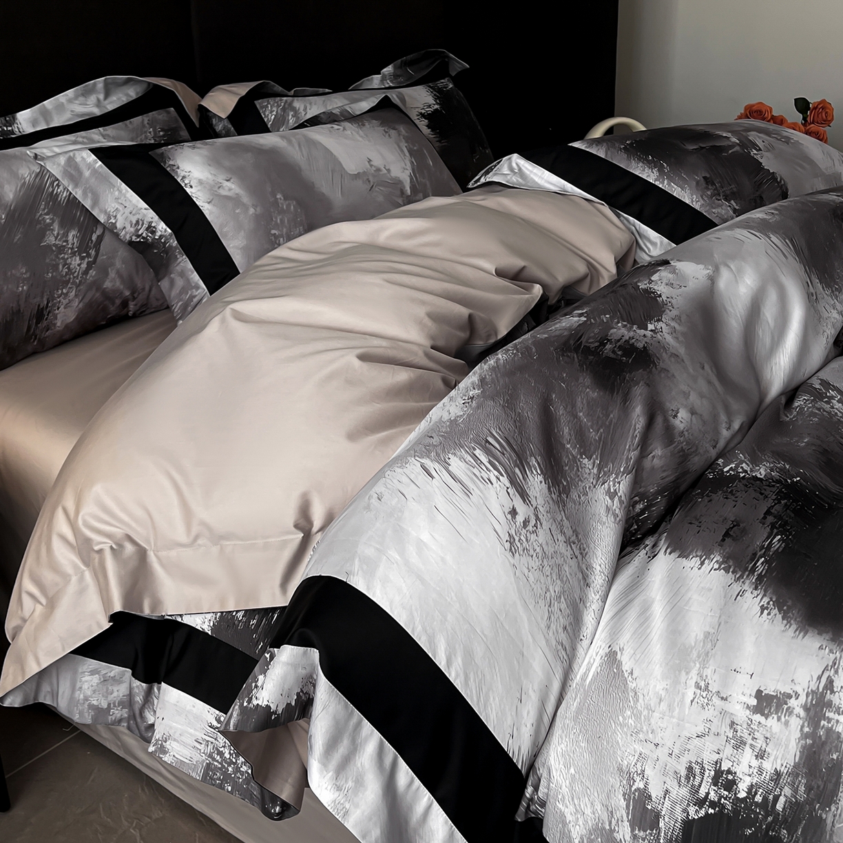 91家纺网 家纺一手货源 找家纺 置顶家纺 2025新款渲染亲肤系列数码印花四件套 渲染-浅灰