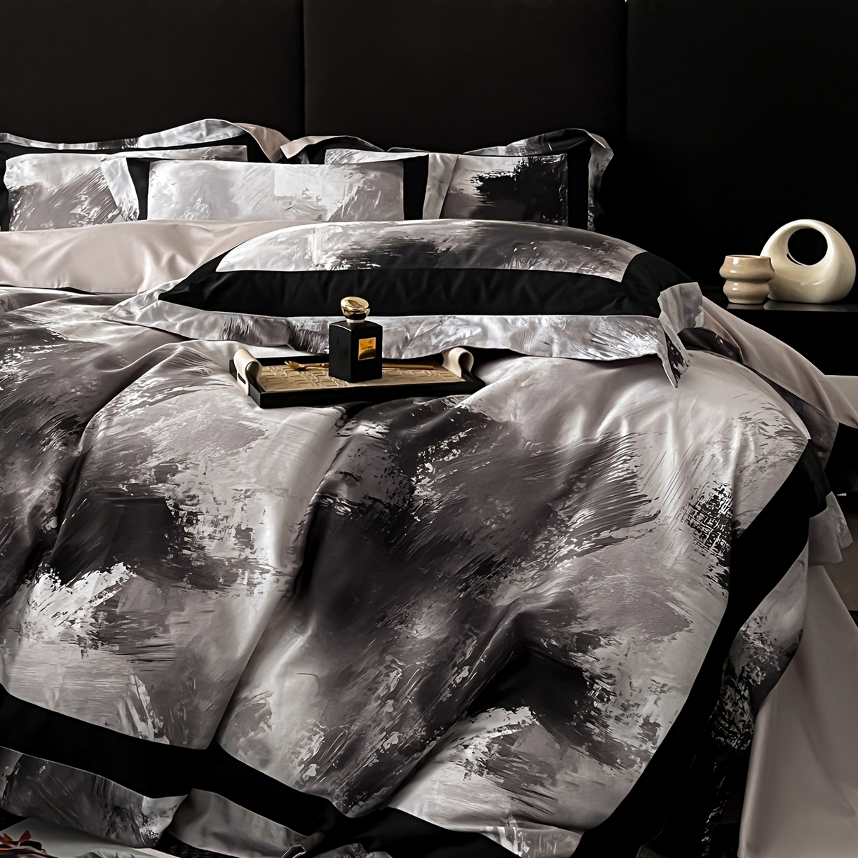 91家纺网 家纺一手货源 找家纺 置顶家纺 2025新款渲染亲肤系列数码印花四件套 渲染-浅灰