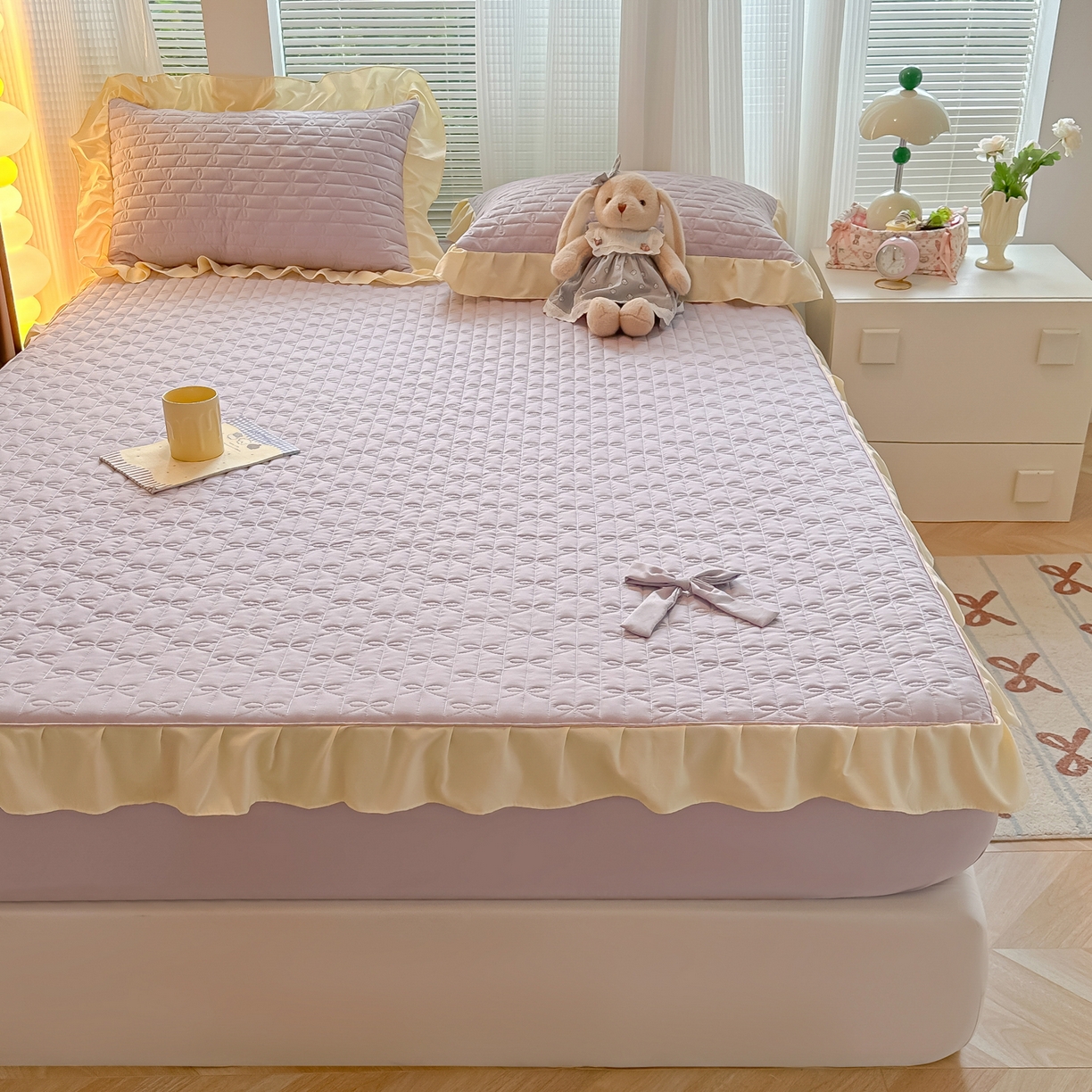 91家纺网 家纺一手货源 找家纺 子钦家纺 2025新款水洗棉云朵棉花边蝴蝶结夹棉床笠单床笠 蝴蝶结夹棉床笠-阳光紫