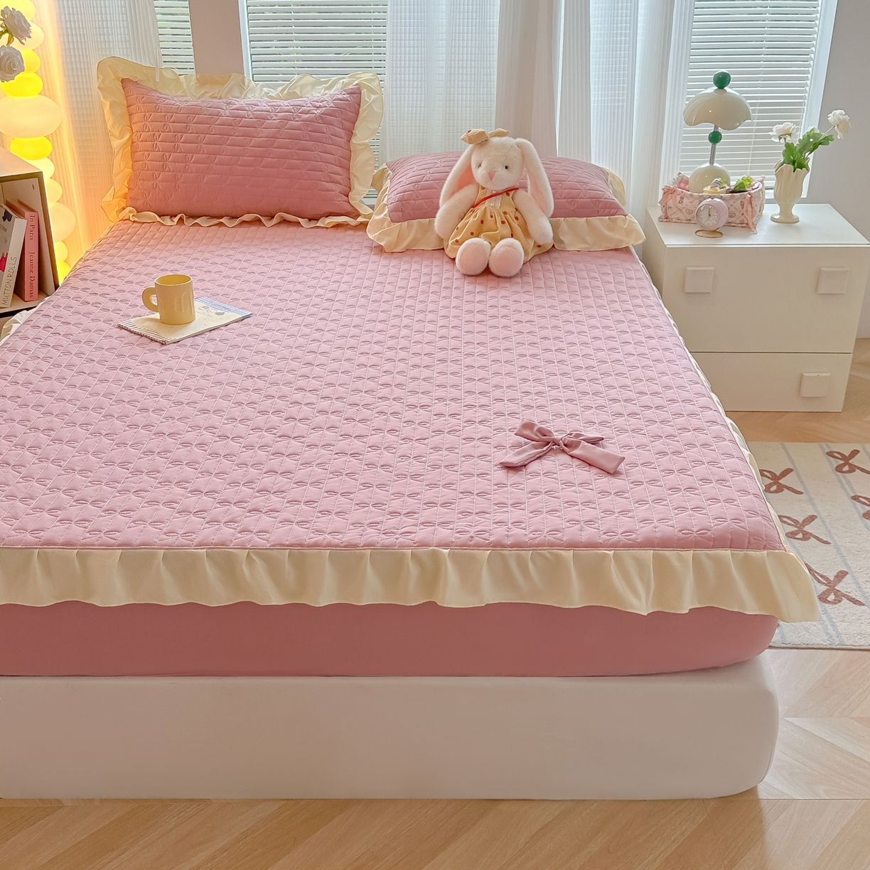 91家纺网 家纺一手货源 找家纺 子钦家纺 2025新款水洗棉云朵棉花边蝴蝶结夹棉床笠单床笠 蝴蝶结夹棉床笠-浅豆沙