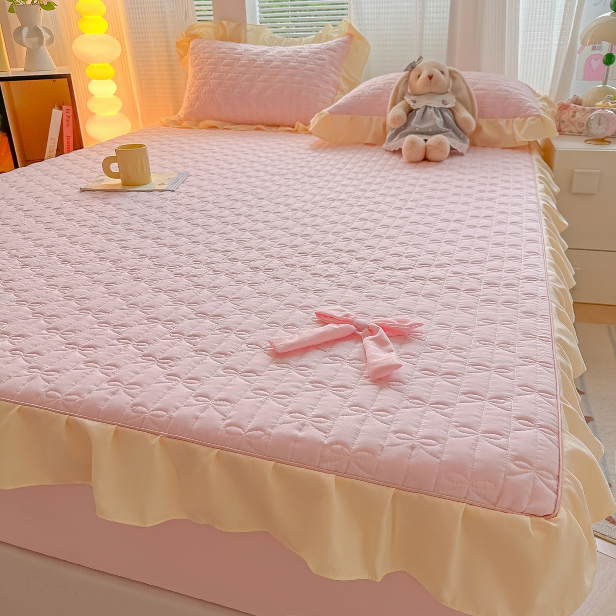 91家纺网 家纺一手货源 找家纺 子钦家纺 2025新款水洗棉云朵棉花边蝴蝶结夹棉床笠单床笠 蝴蝶结夹棉床笠-奶油粉