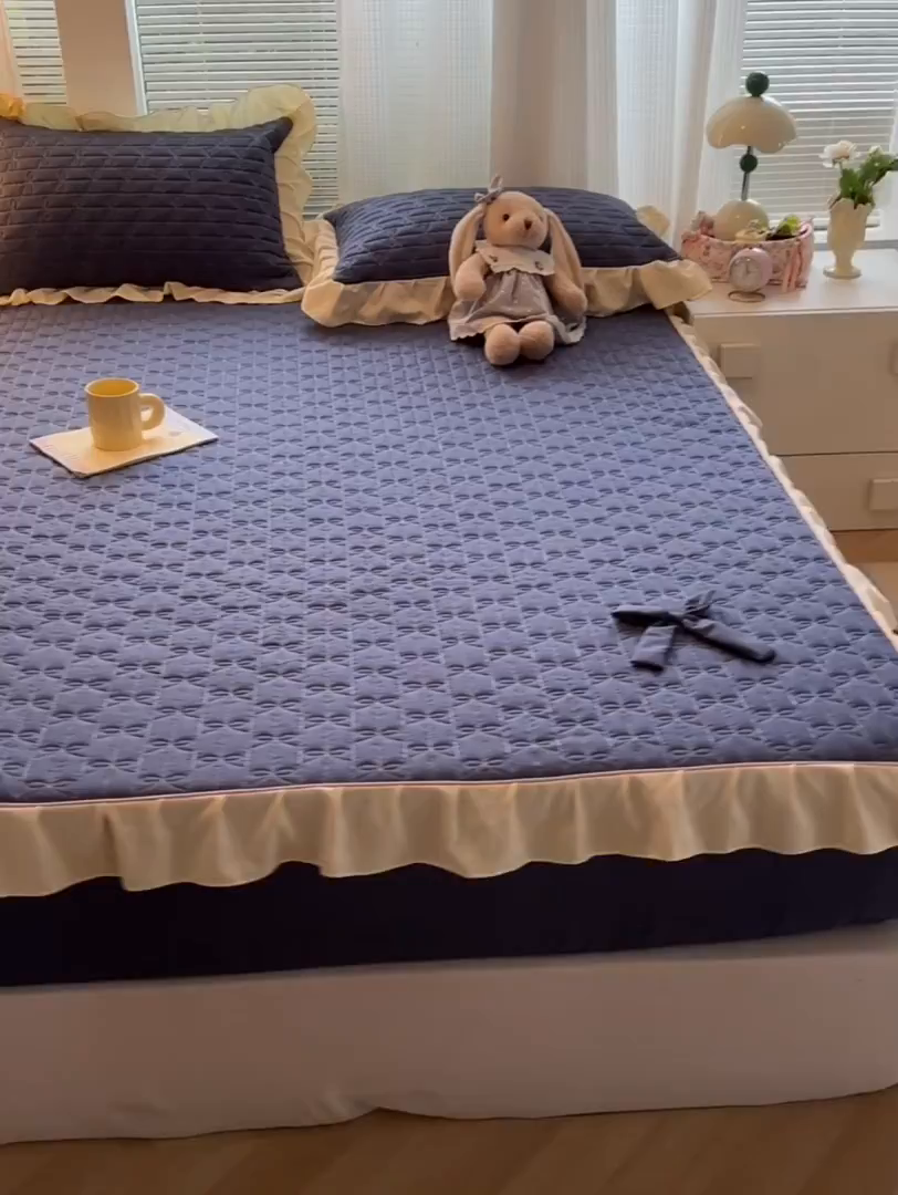 91家纺网 家纺一手货源 找家纺 （总）子钦家纺 2025新款水洗棉云朵棉花边蝴蝶结夹棉床笠单床笠