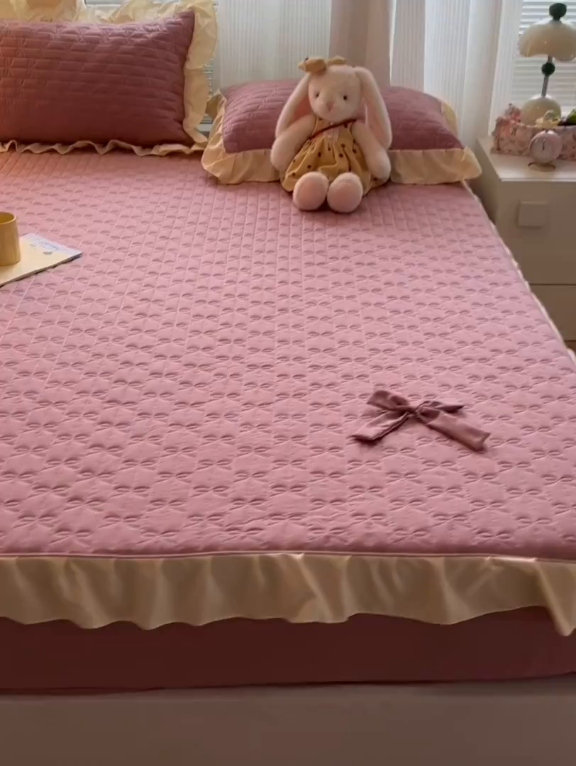 91家纺网 家纺一手货源 找家纺 子钦家纺 2025新款水洗棉云朵棉花边蝴蝶结夹棉床笠单床笠 蝴蝶结夹棉床笠-浅豆沙