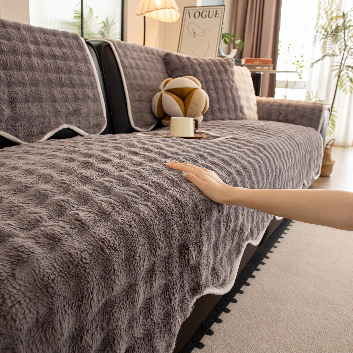 91家纺网 家纺一手货源 找家纺 沐沐家纺 2026新款兔毛沙发垫 深灰