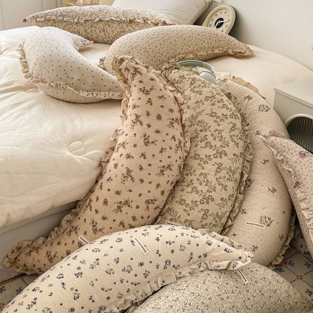 91家纺网 家纺一手货源 找家纺 亦帆枕芯 2025新款棉麻月牙抱枕宝宝安抚枕可拆洗床头靠垫孕妇枕夹腿抱枕25x80cm 003号棉麻月牙抱枕