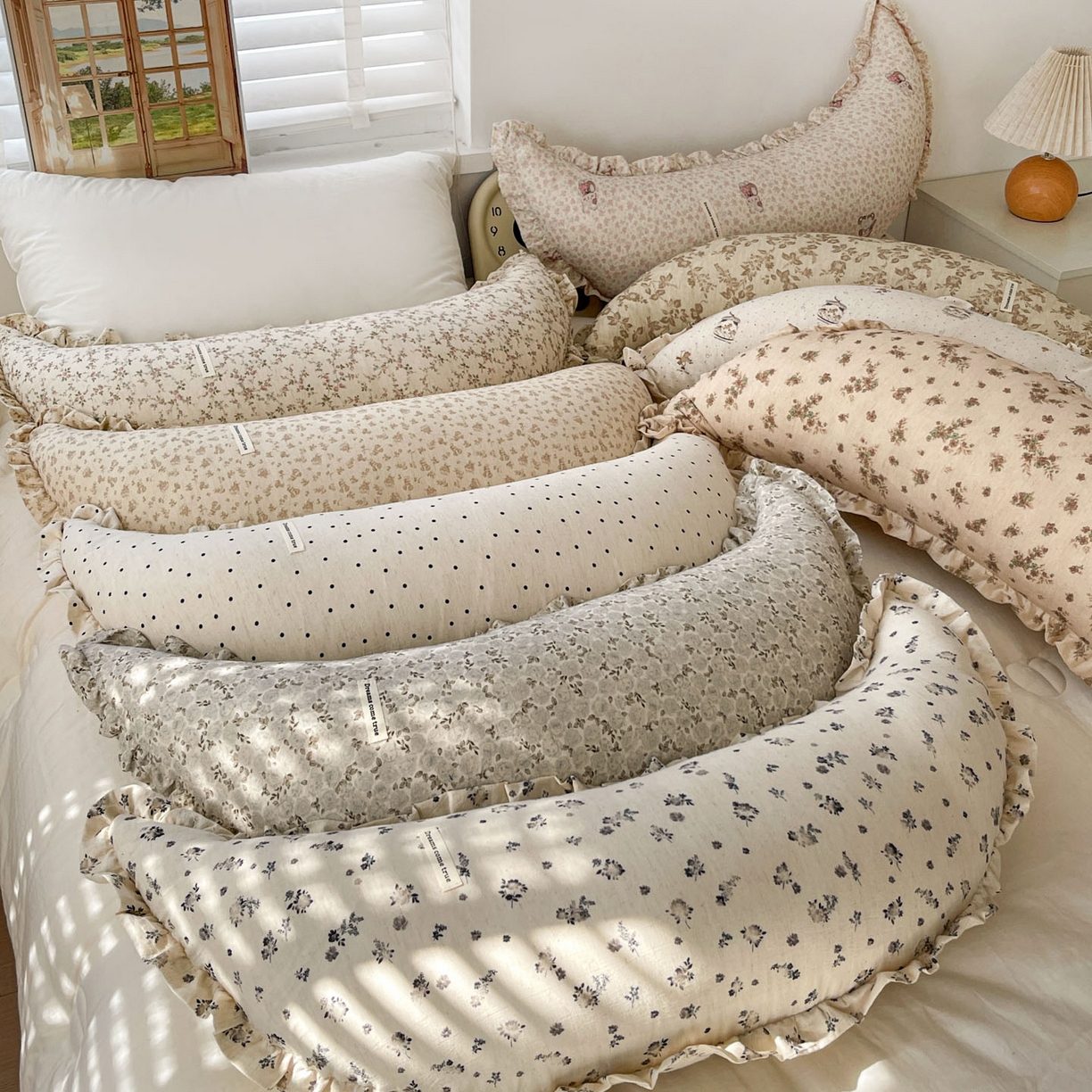 91家纺网 家纺一手货源 找家纺 亦帆枕芯 2025新款棉麻月牙抱枕宝宝安抚枕可拆洗床头靠垫孕妇枕夹腿抱枕25x80cm 002号棉麻月牙抱枕