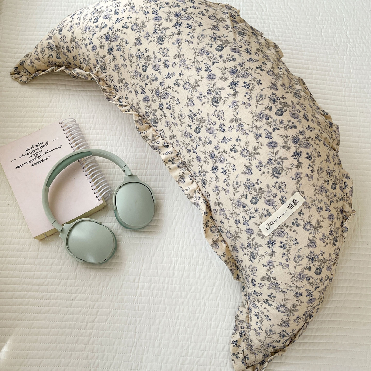 91家纺网 家纺一手货源 找家纺 亦帆枕芯 2025新款棉麻月牙抱枕宝宝安抚枕可拆洗床头靠垫孕妇枕夹腿抱枕25x80cm 011号棉麻月牙抱枕