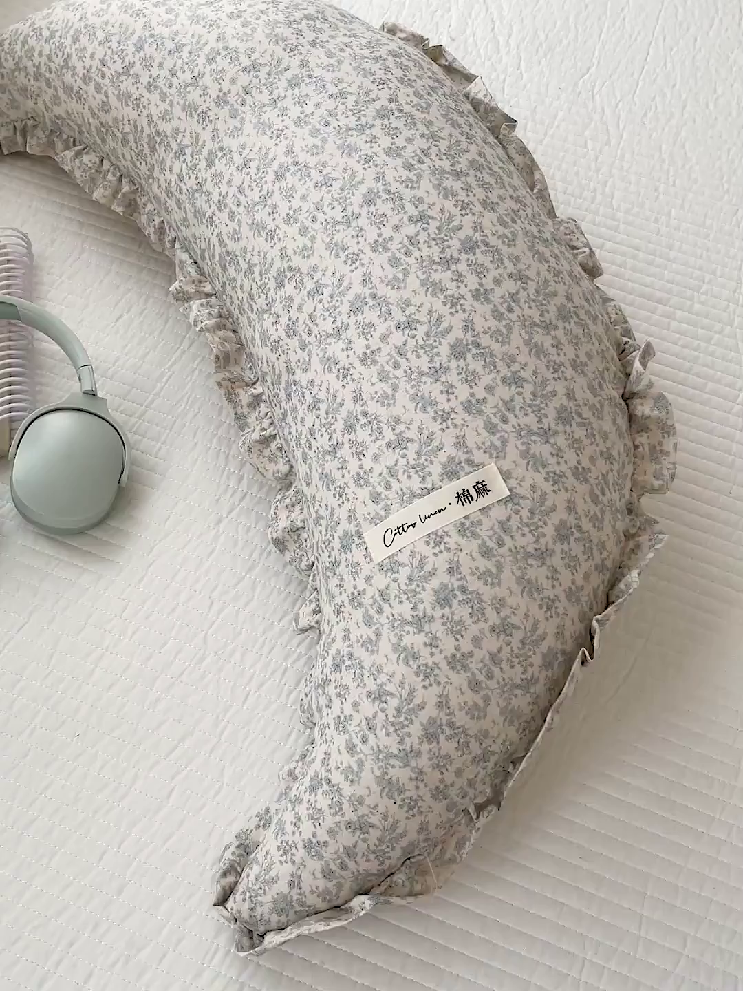 91家纺网 家纺一手货源 找家纺 亦帆枕芯 2025新款棉麻月牙抱枕宝宝安抚枕可拆洗床头靠垫孕妇枕夹腿抱枕25x80cm 010号棉麻月牙抱枕