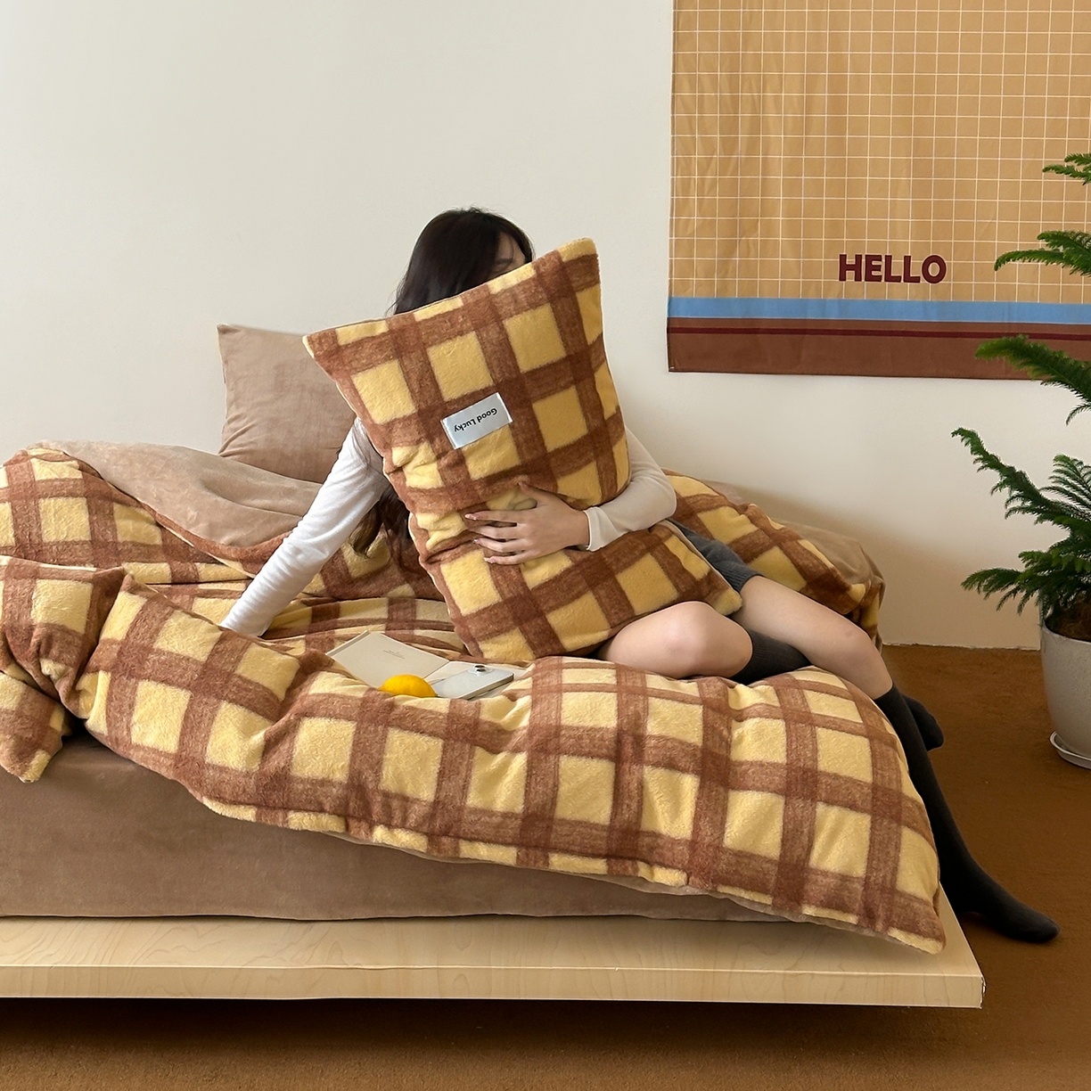 91家纺网 家纺一手货源 找家纺 （总）桃子家居 2025新款A类高级仿生绵羊绒织标工艺复古简约秋冬限定款加厚牛奶绒系列四件套