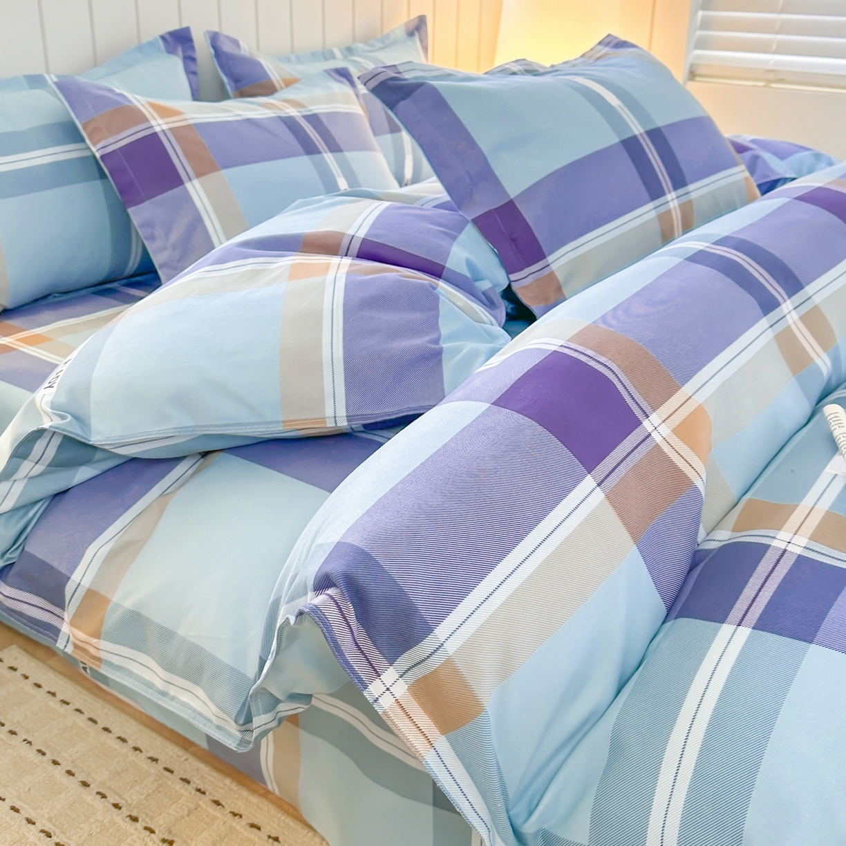 91家纺网 家纺一手货源 找家纺  简冠家纺 2025直播爆款北欧风亲肤植物羊绒磨毛四件套 彩韵