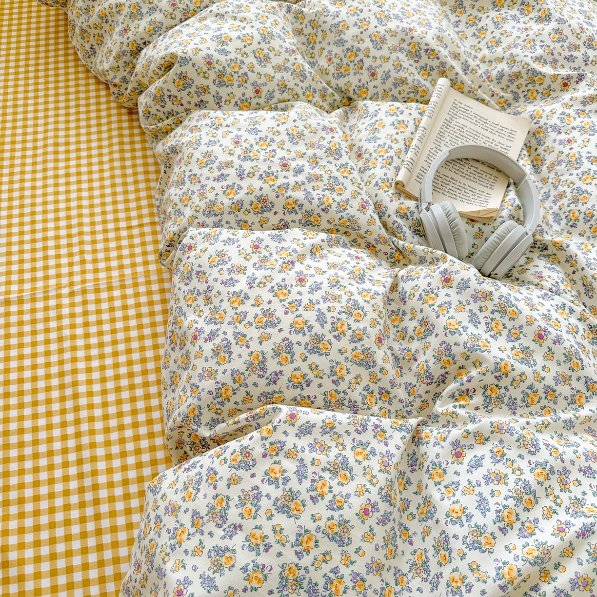 91家纺网 家纺一手货源 找家纺  简冠家纺 2025直播爆款北欧风亲肤植物羊绒磨毛四件套 花野仙踪