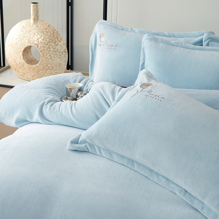 91家纺网 家纺一手货源 找家纺 （总）（买家秀 爆款不断货）A类母婴级牛奶绒刺绣四件套珊瑚绒四件套雪花绒四件套刺绣牛奶绒四件套纯色牛奶绒套