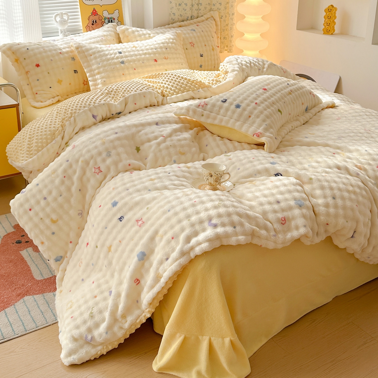 91家纺网 家纺一手货源 找家纺 梦莱斯 2025新款泡泡绒豆豆绒加厚牛奶绒四件套 - 印花系列 星空黄