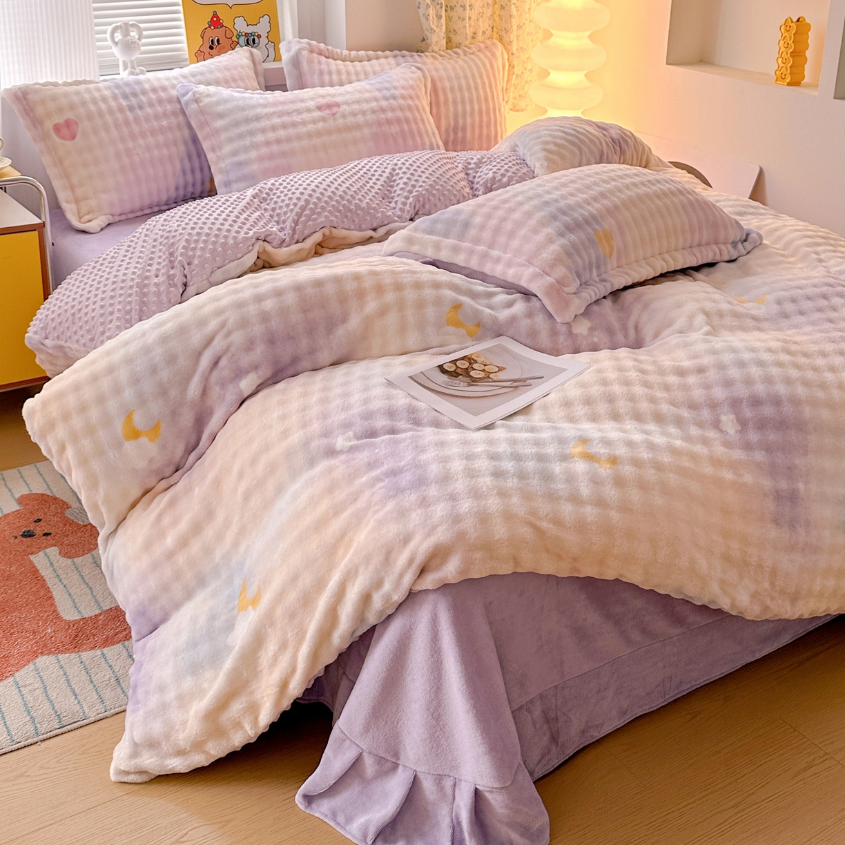 91家纺网 家纺一手货源 找家纺 梦莱斯 2025新款泡泡绒豆豆绒加厚牛奶绒四件套 - 印花系列 炫彩紫