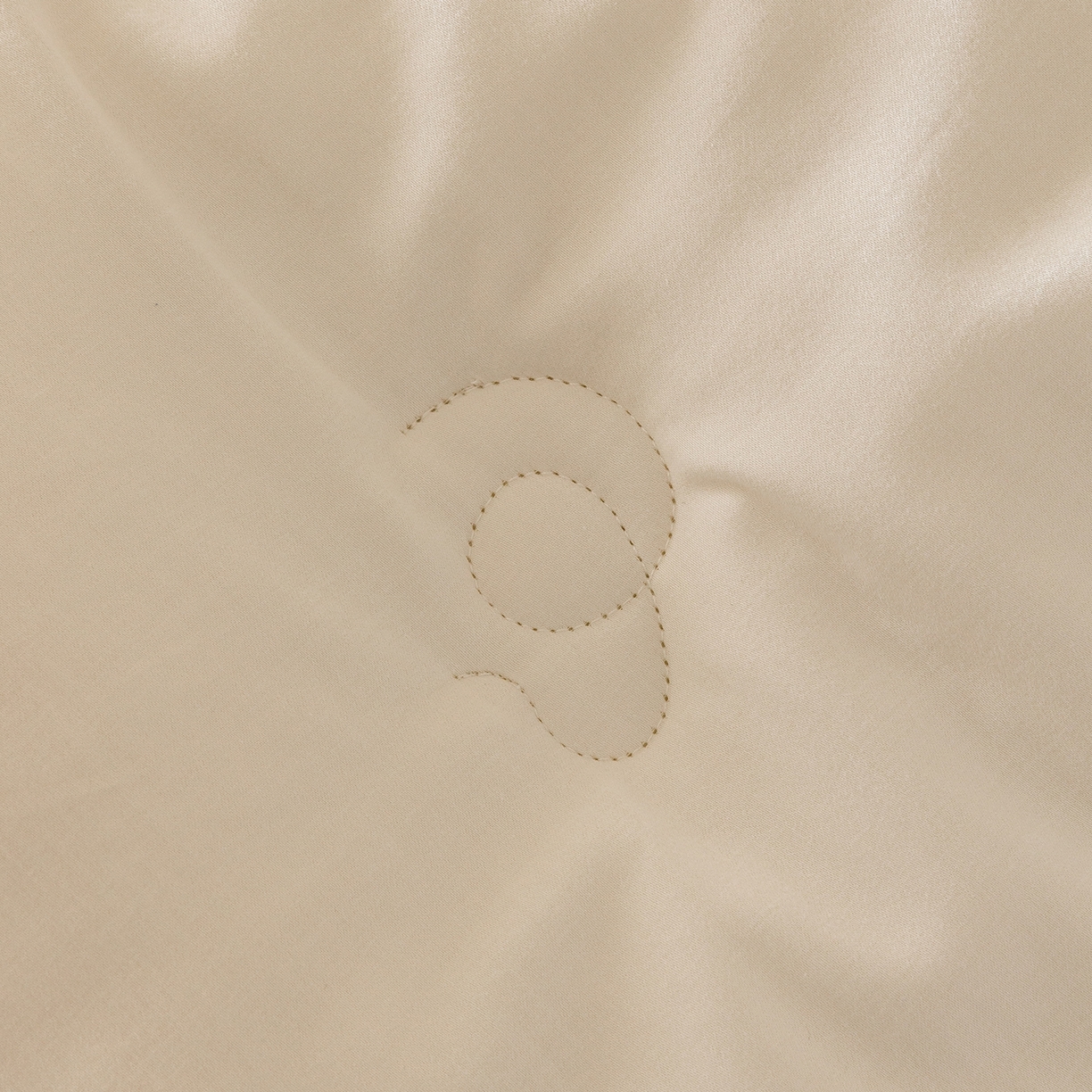 91家纺网 家纺一手货源 找家纺 米洛贝伊 2025新款羊焰焰欧洲羊毛被子被芯冬被 玉白