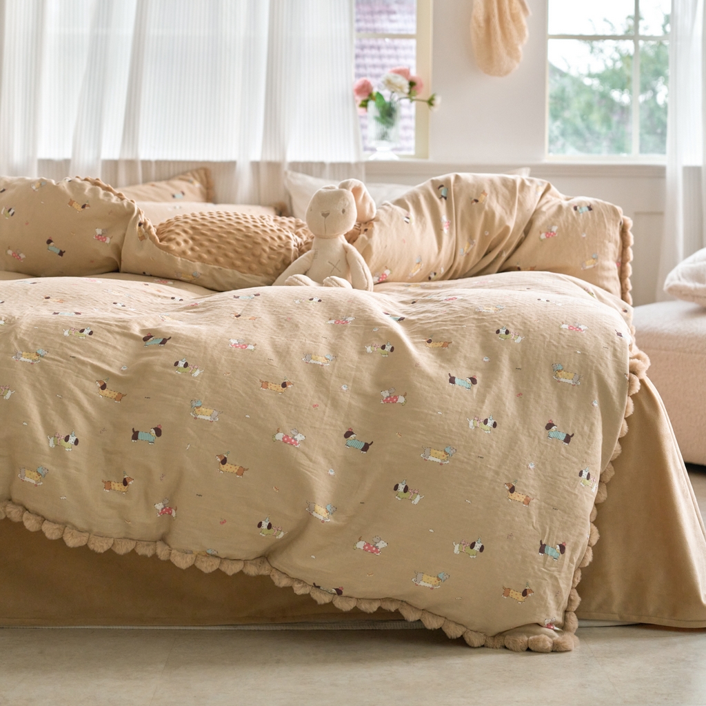 91家纺网 家纺一手货源 找家纺 洋铭区（原狠狠爱） 2025新款秋冬毛绒球双层纱+豆豆绒四件套系列 福宝狗狗