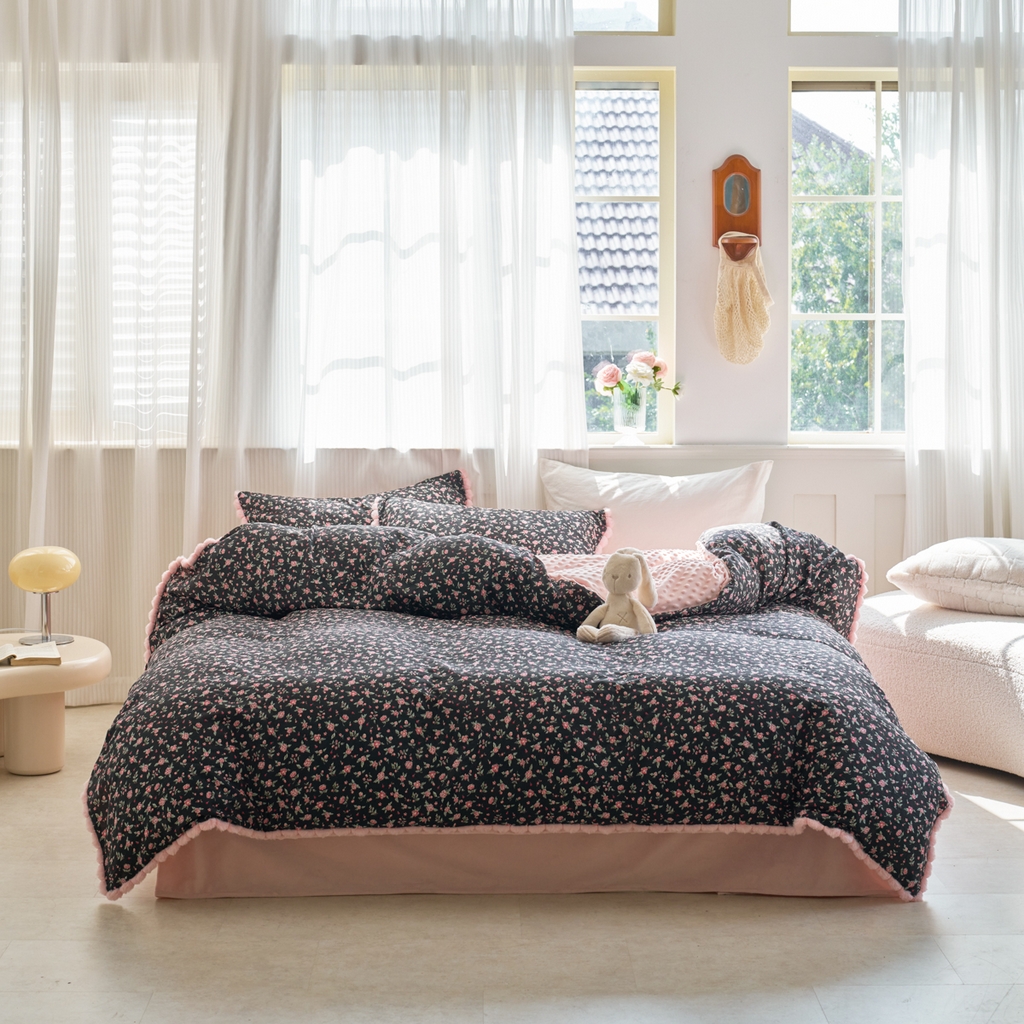 洋铭区（原狠狠爱） 2025新款秋冬毛绒球双层纱+豆豆绒四件套系列 牡丹红