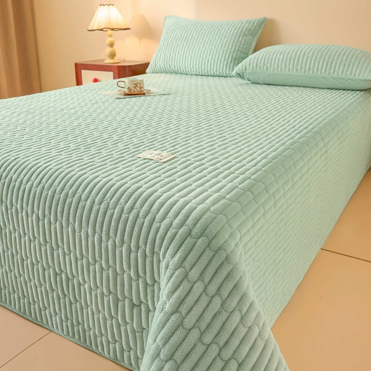 Sweet dreams甜梦 2025新款A类纯色牛奶绒夹棉床盖 清新绿