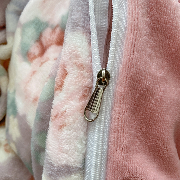 91家纺网 家纺一手货源 找家纺 钰锦珀家纺 2025新款高克重牛奶绒蕾丝双层花边床盖四件套床盖三件套 春语