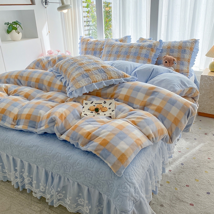 91家纺网 家纺一手货源 找家纺 钰锦珀家纺 2025新款高克重牛奶绒蕾丝双层花边床盖四件套床盖三件套 墨尔本