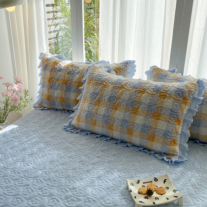 91家纺网 家纺一手货源 找家纺 钰锦珀家纺 2025新款高克重牛奶绒蕾丝双层花边床盖四件套床盖三件套 墨尔本