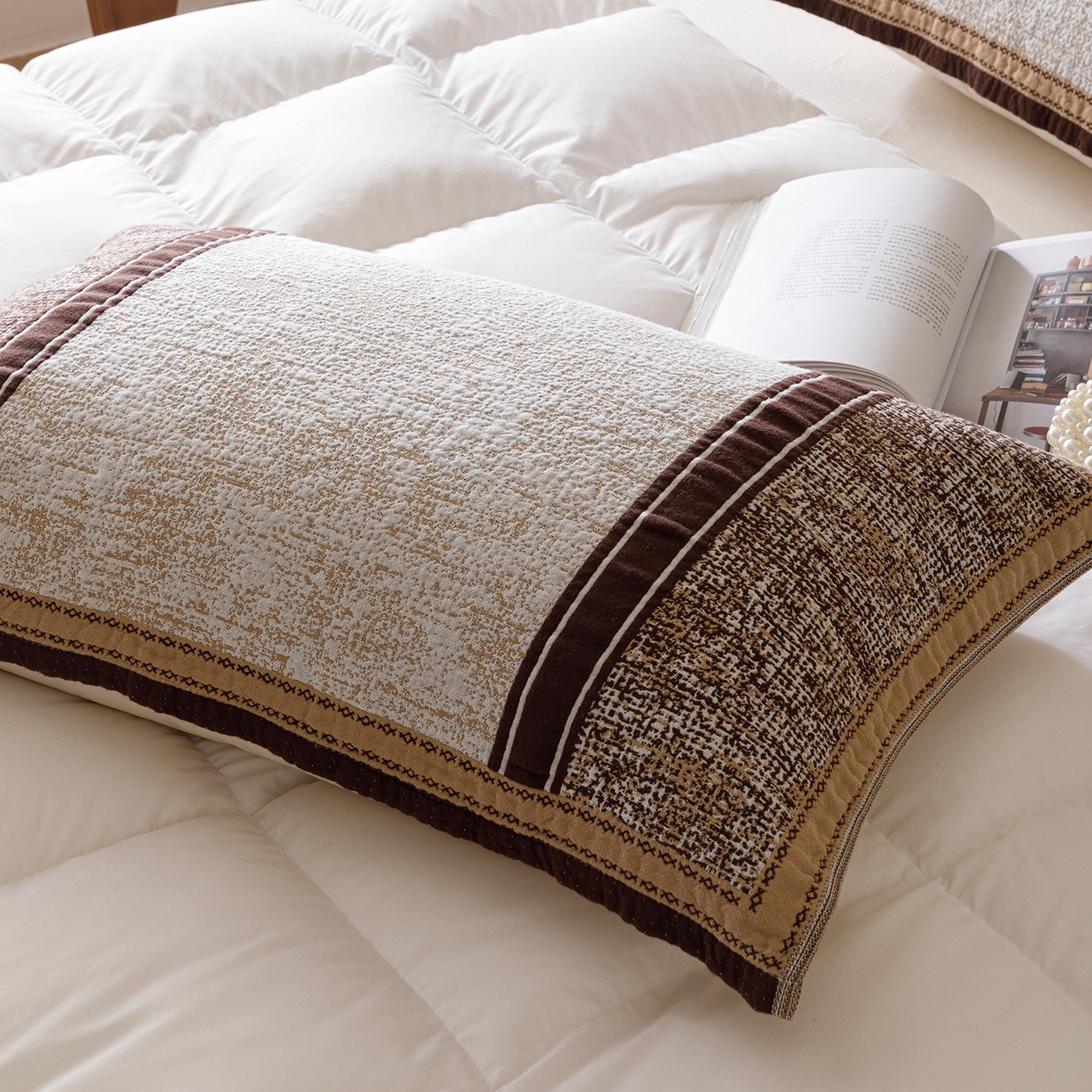 91家纺网 家纺一手货源 找家纺 爱港家纺 2025新款全棉巴恩风纱布枕巾 隔热 耐脏，防滑 卷轴