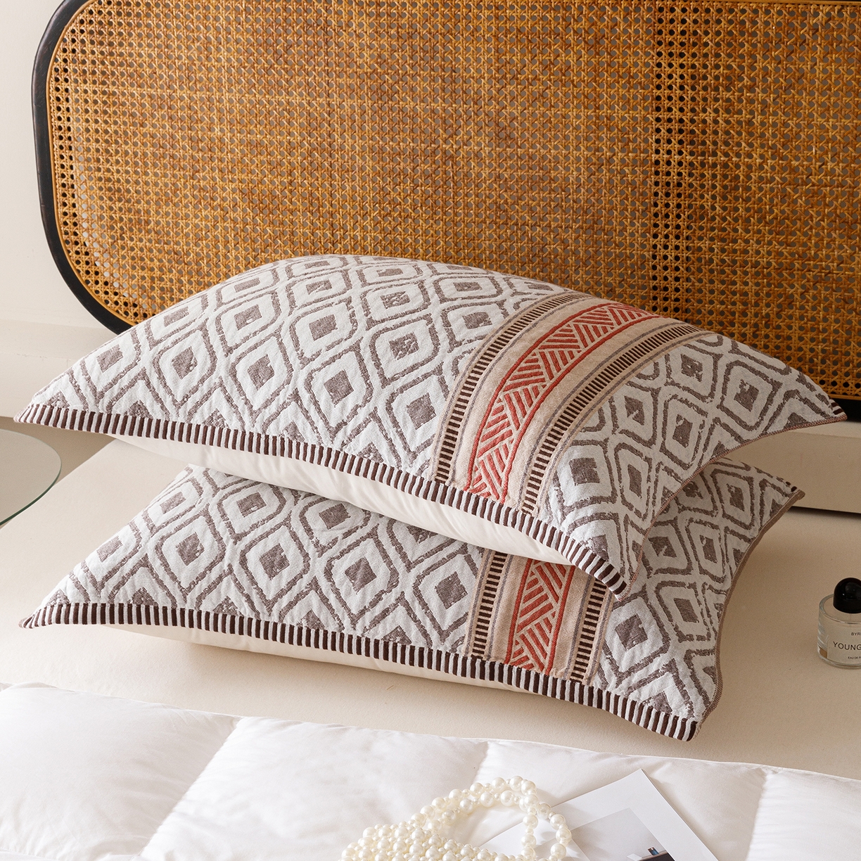 91家纺网 家纺一手货源 找家纺 爱港家纺 2025新款全棉巴恩风纱布枕巾 隔热 耐脏，防滑 朝歌