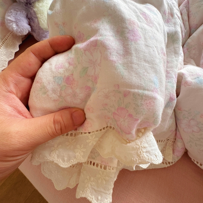 91家纺网 家纺一手货源 找家纺 8+8 2025新款全棉纯棉双层纱镂空花边/皱皱花边四件套 花边款-爱丽丝