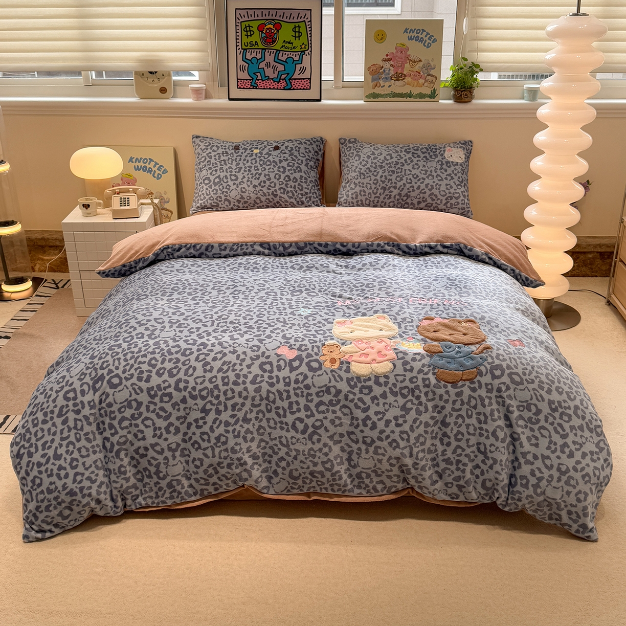 91家纺网 家纺一手货源 找家纺 （总）佰亿莱 2025新款重工牛奶绒贴布绣四件套